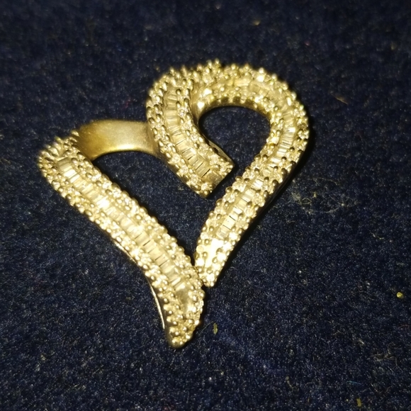 Zales CZ heart pendant - Picture 7 of 8